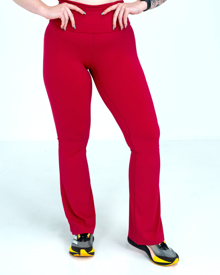 Momentum Flare Leggings Cherry